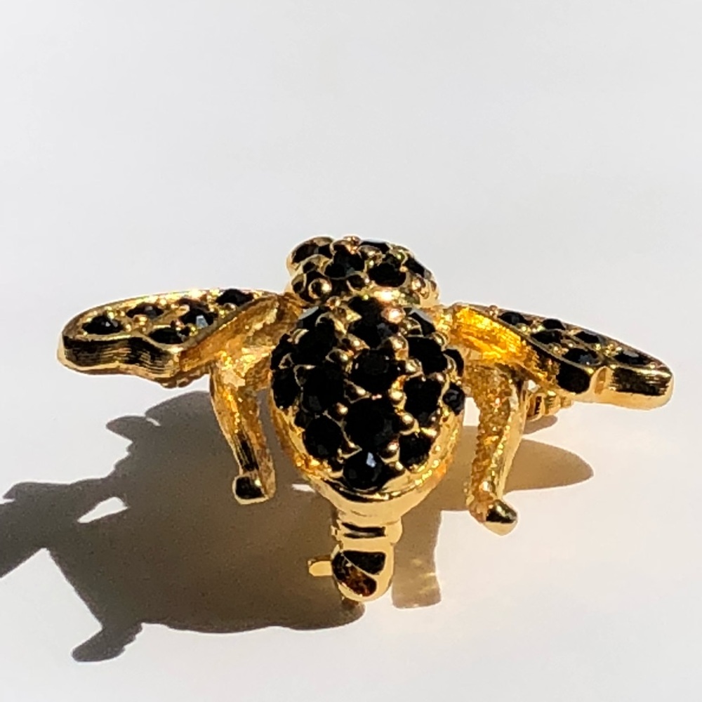Sold- Joan Rivers Green eyed Bee Brooch Pin - Picture 4 of 8